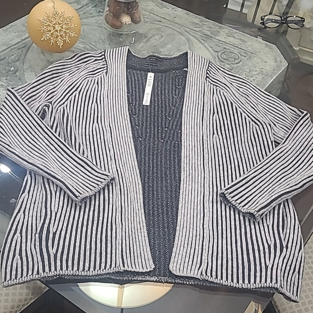 LULULEMON ATHLETICA WOMENS WRAP AROUND cashmere blend sweater SIZE 6 NWOT